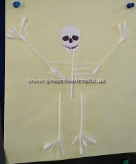 primaryschool-making-skeleton-with-ear-stick-primary-school
