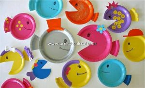 colored-fish-craft-from-paper-plate