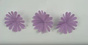 cupcake liners flower craft making for pre-school