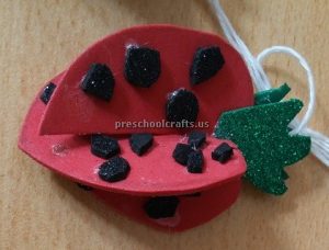 Strawberry craft idea for kindergartners