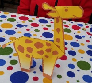 Preschooler craft ideas related to giraffe