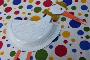 paper plate craft - stork craft ideas for preschool and kindergarten