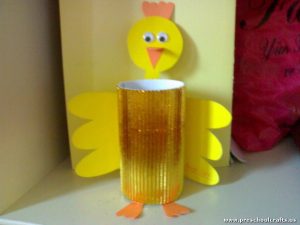 chick-craft-idea-with-toilet-rolls