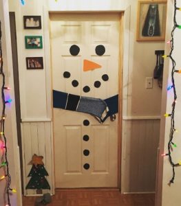 snowman-christmas-door-decor-ideas
