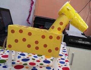 Giraffe crafts idea for preschool and kindergarten