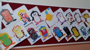Penguin bulletin board ideas for preschool and kindergarten - craft ideas