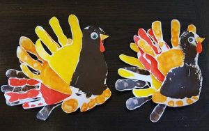 handprint turkey crafting for preschoolers